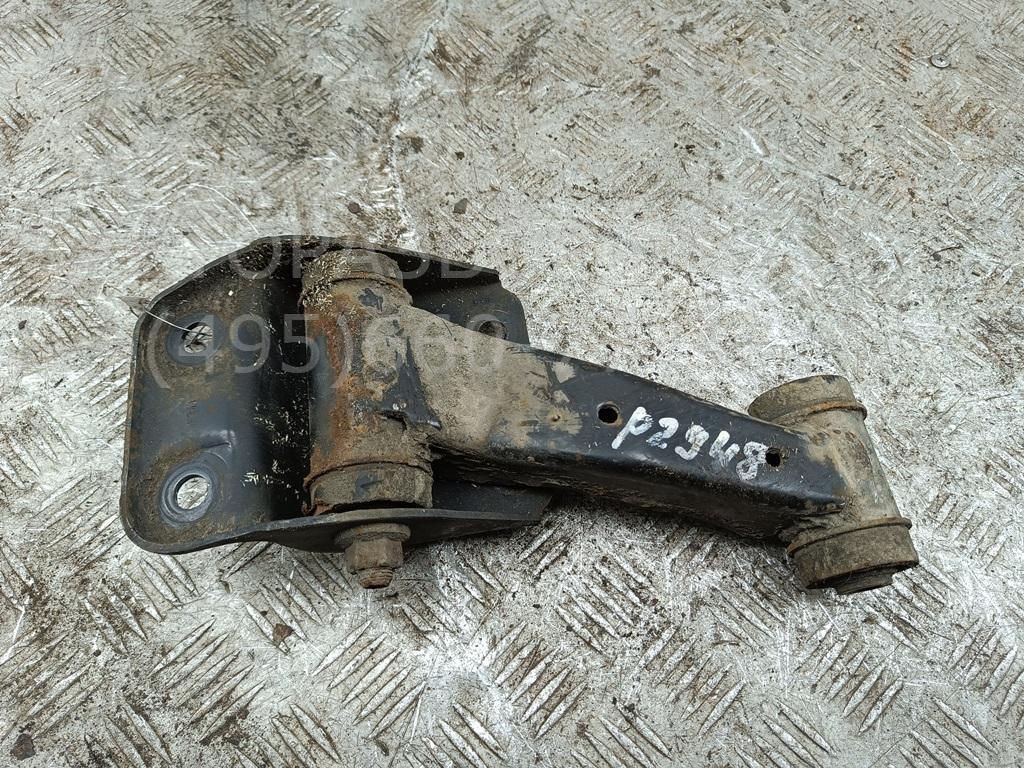 Рычаг передний левый