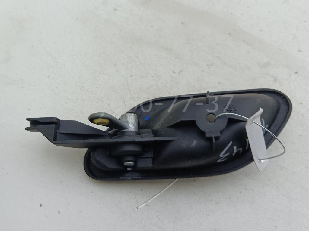 Ручка двери передней внутренняя правая