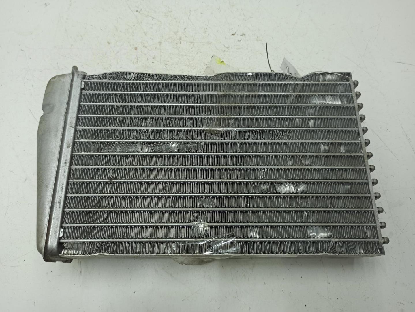 Радиатор отопителя