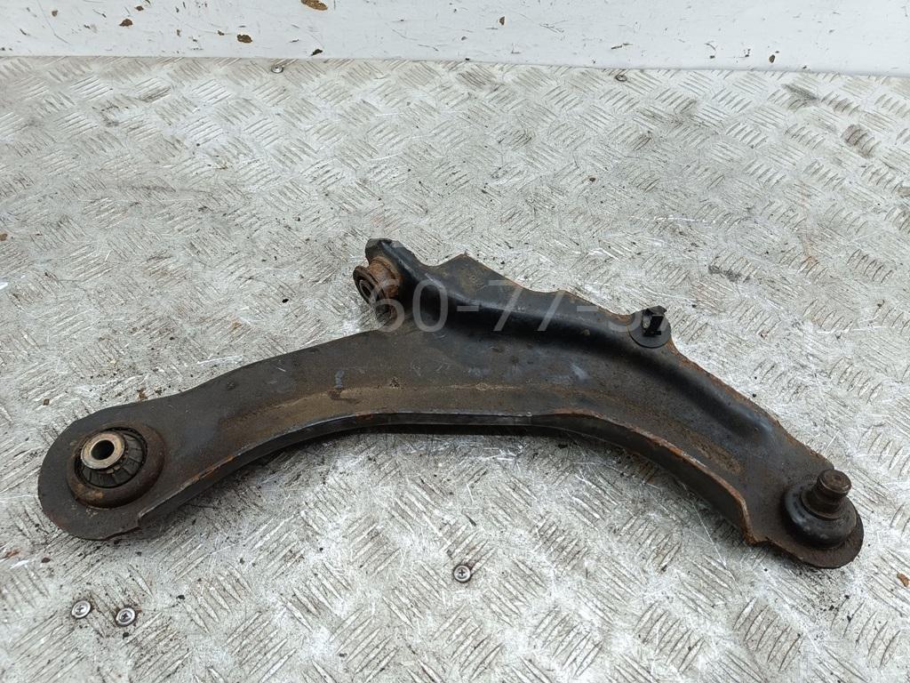 Рычаг передний правый
