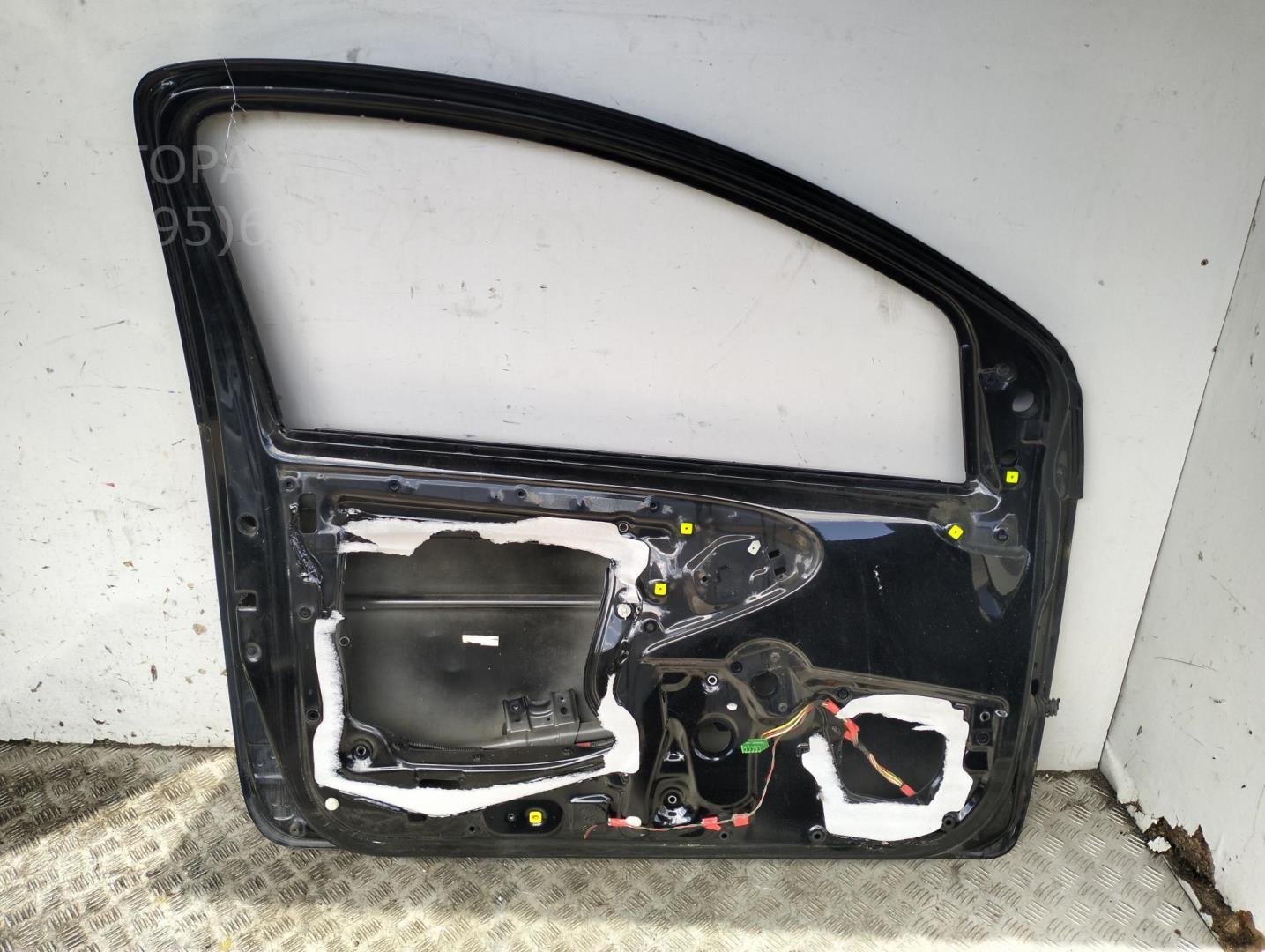 Дверь передняя левая