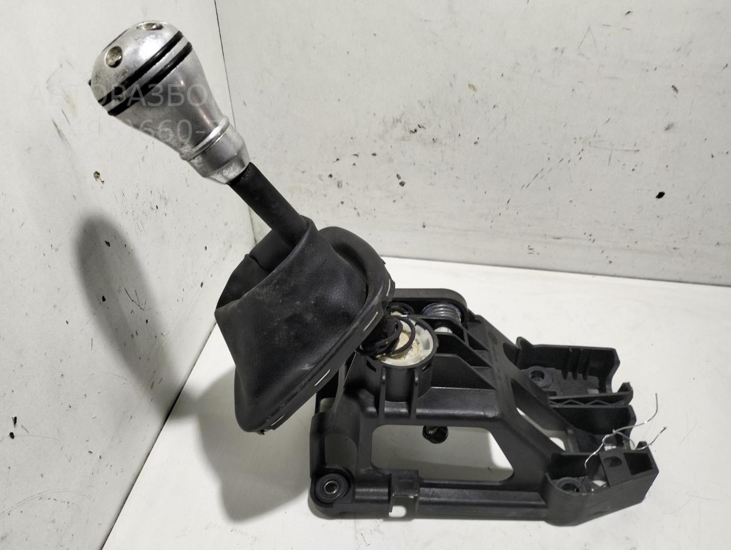 Кулиса МКПП / АКПП