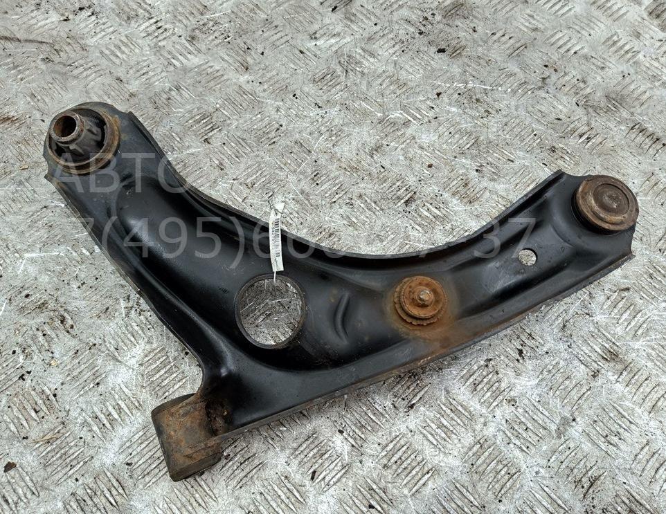 Рычаг передний правый