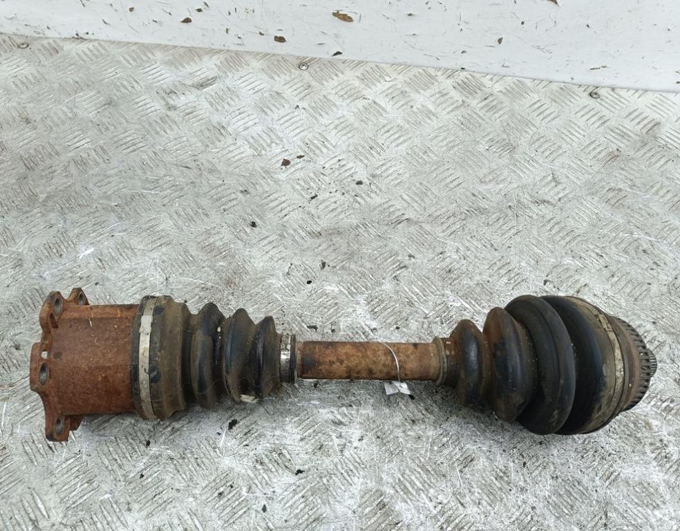 Полуось передняя левая
