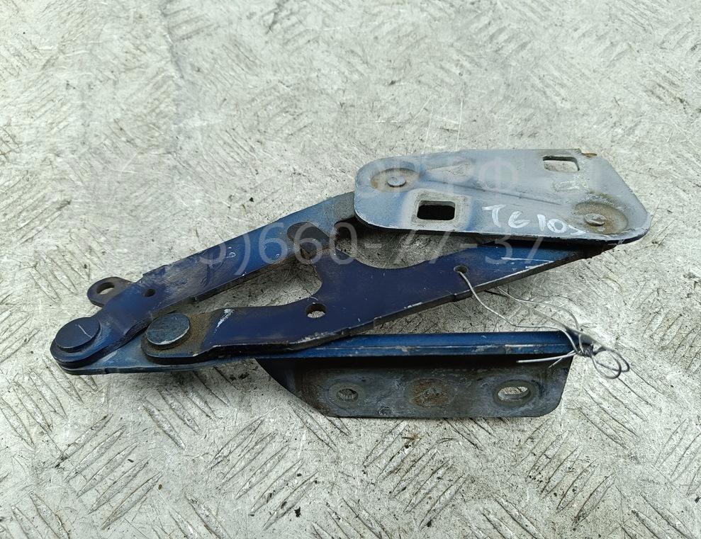 Петля капота левая