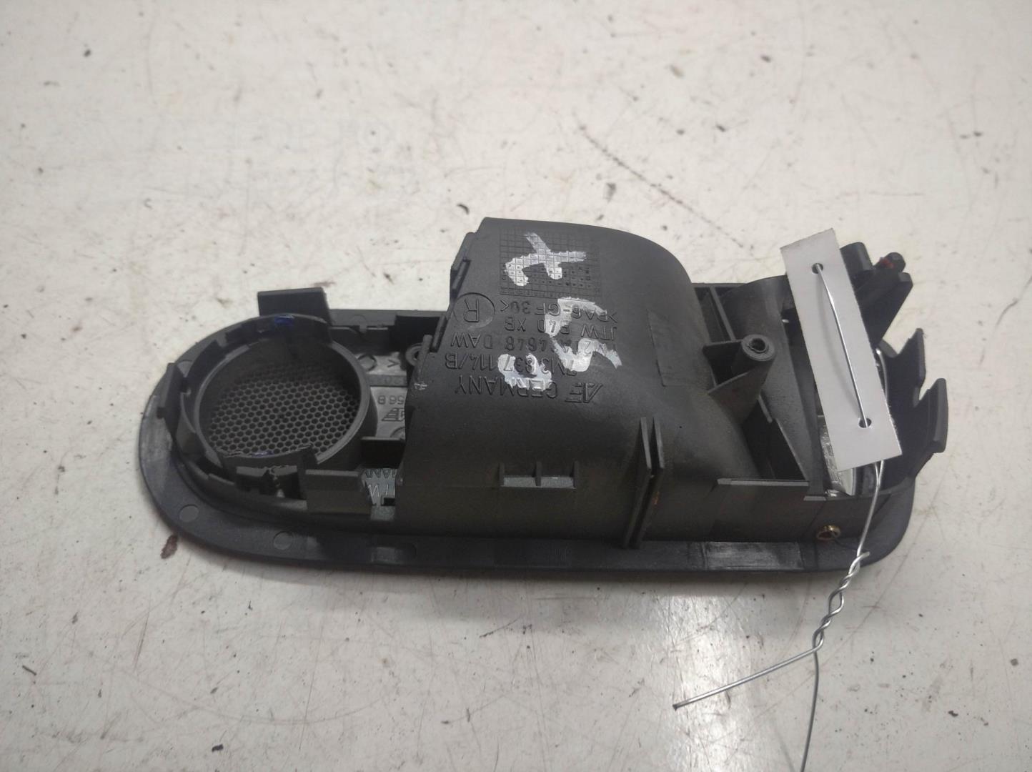 Ручка двери передней внутренняя правая