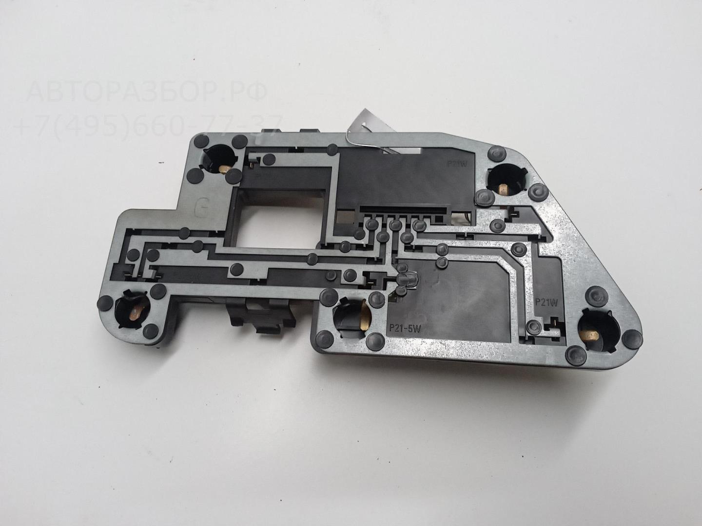 Плата заднего фонаря левого