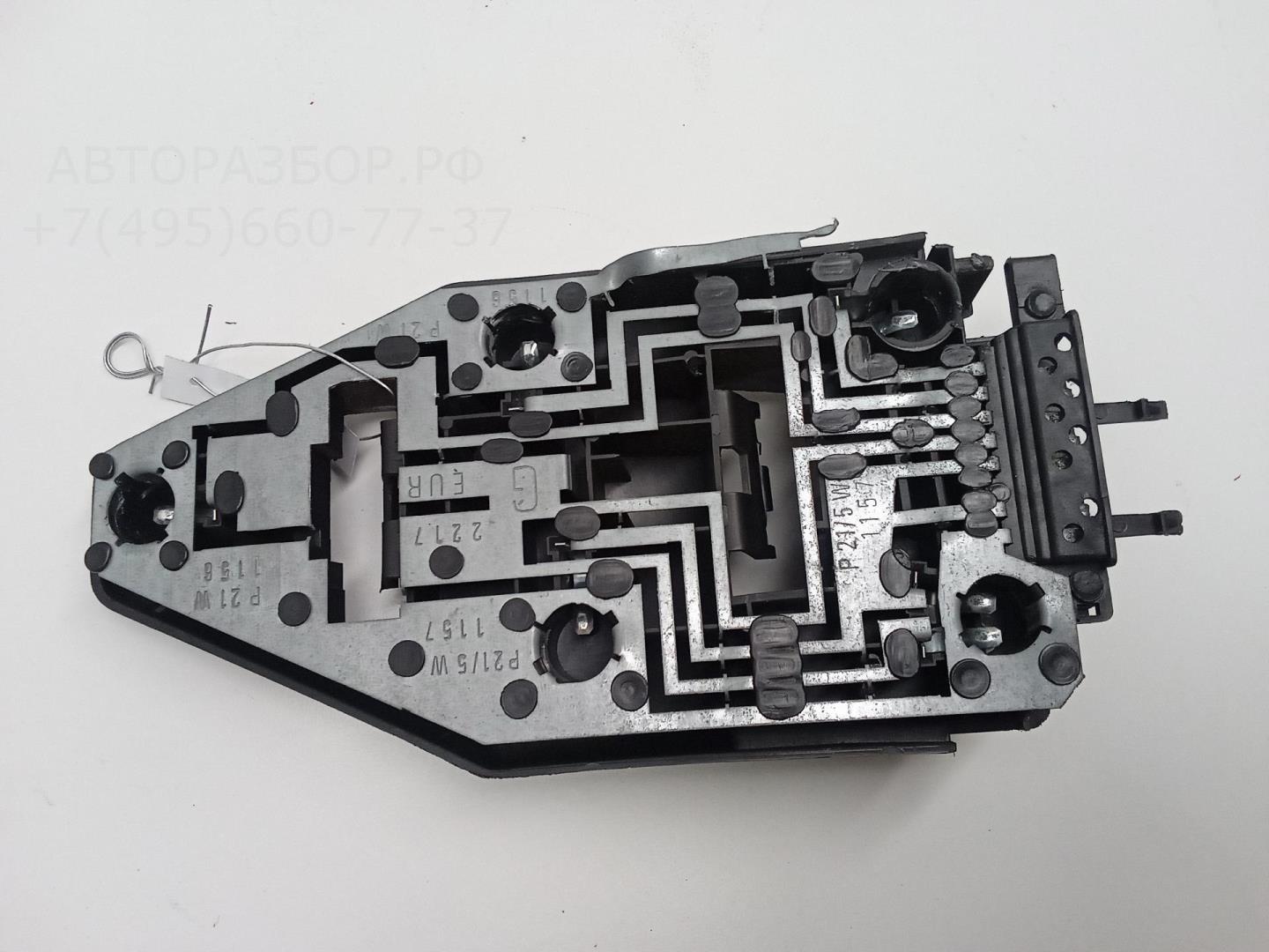 Плата заднего фонаря левого