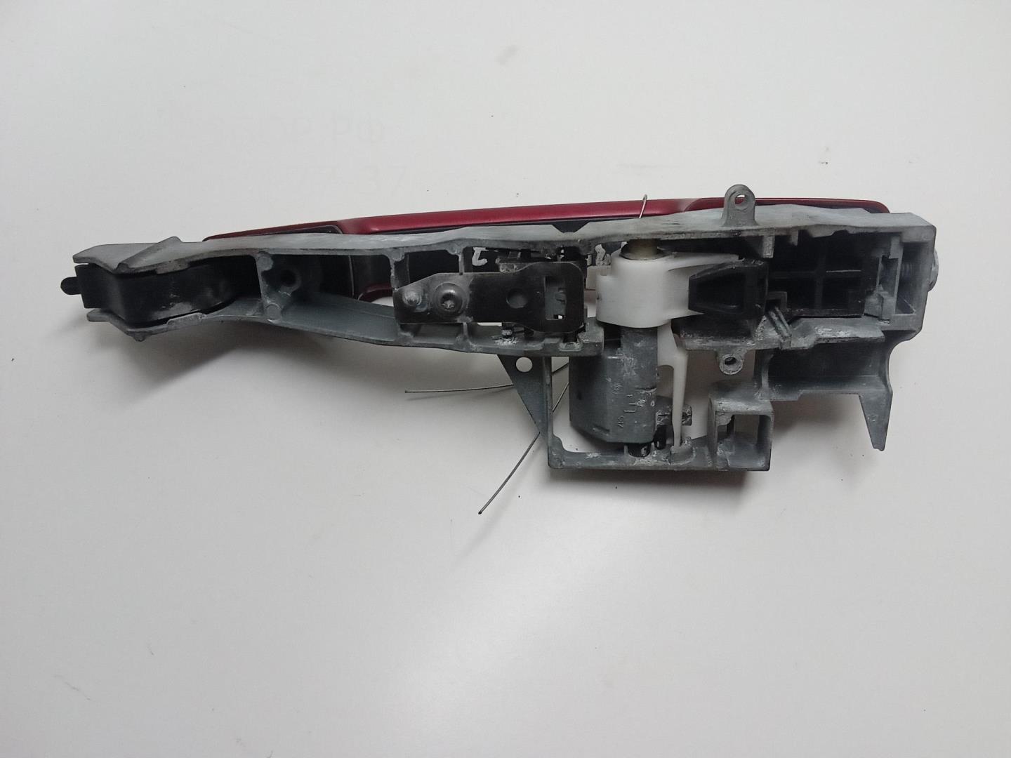 Ручка двери задней наружная левая