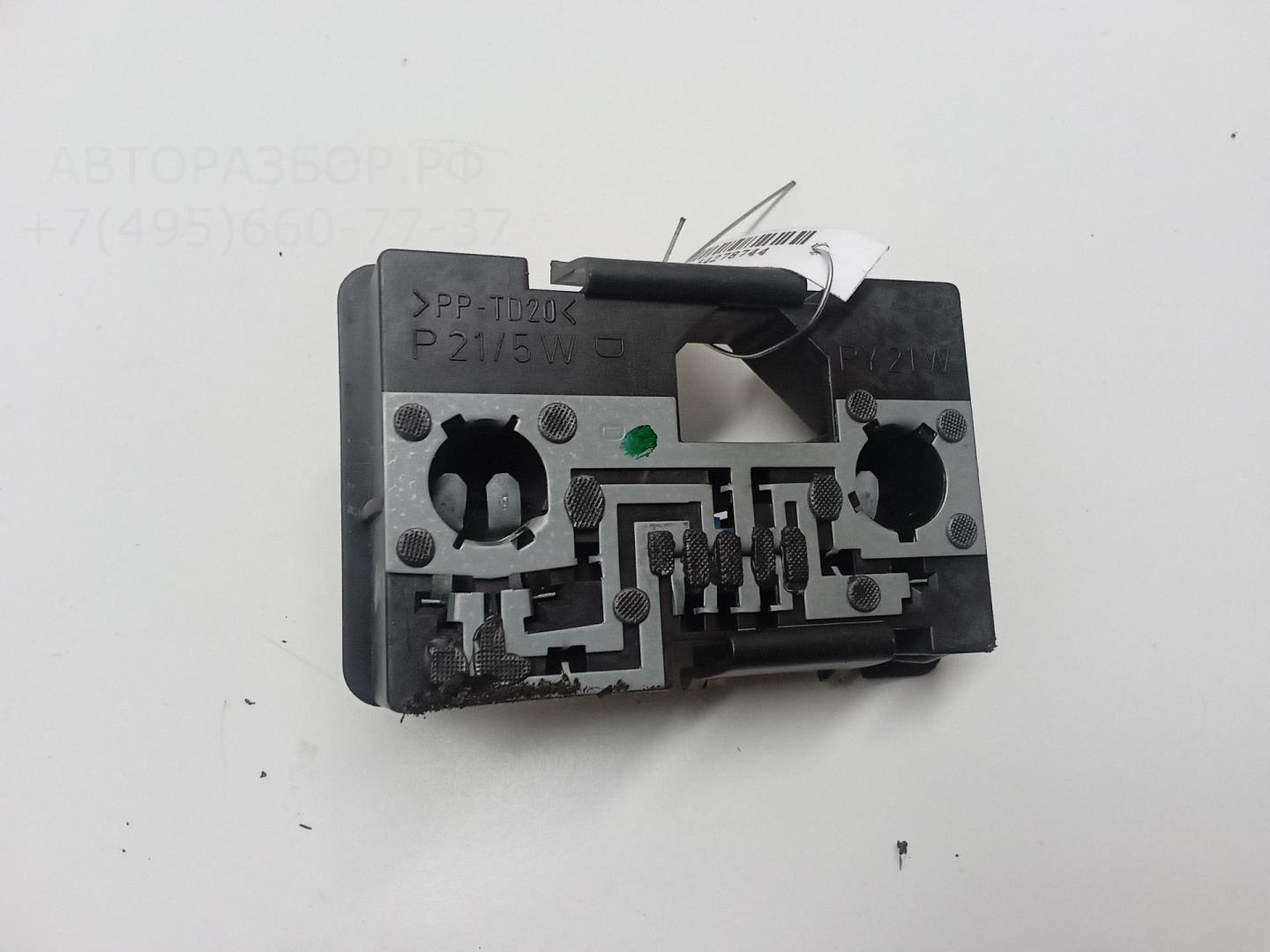 Плата заднего фонаря правого