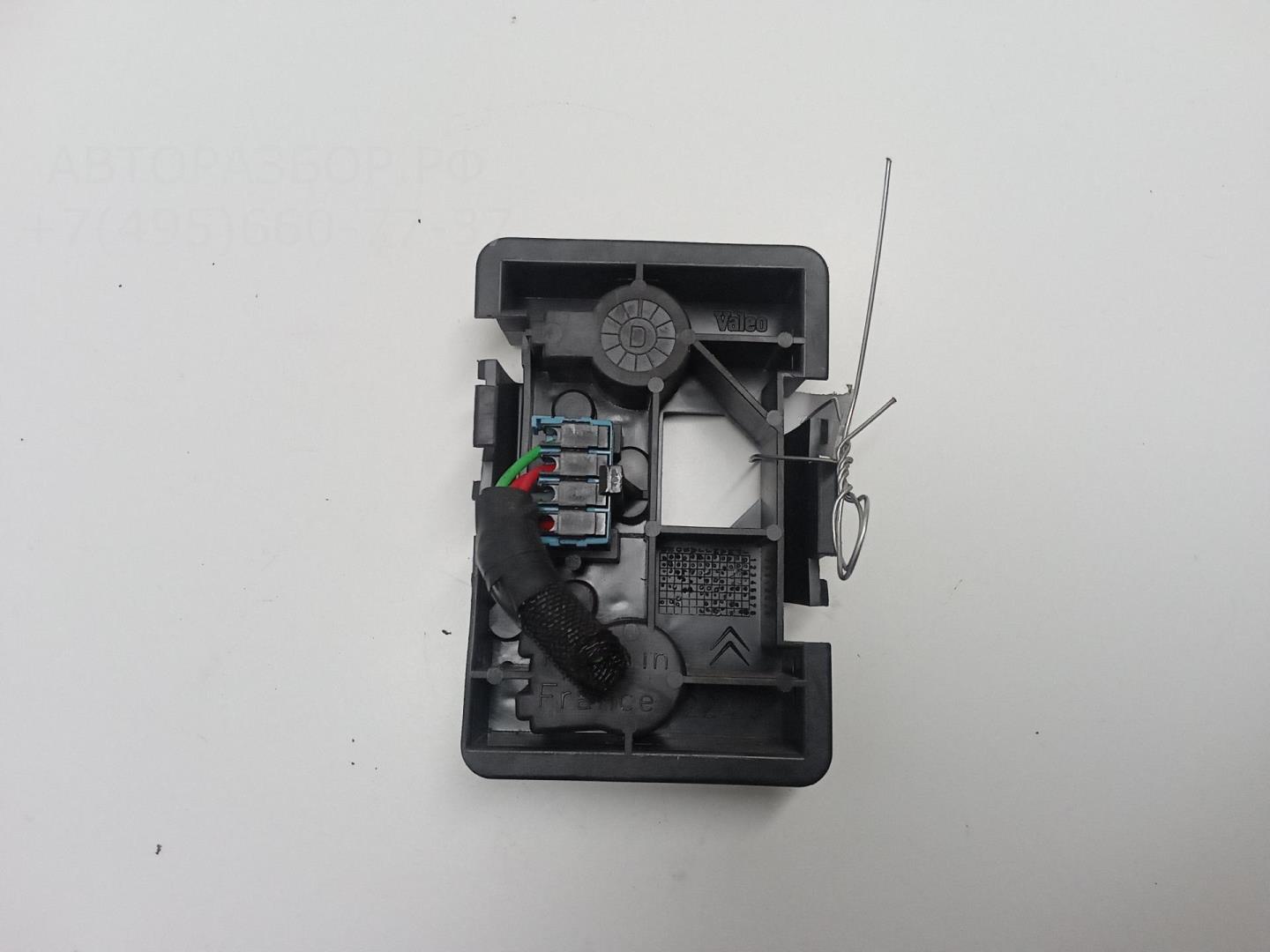 Плата заднего фонаря правого