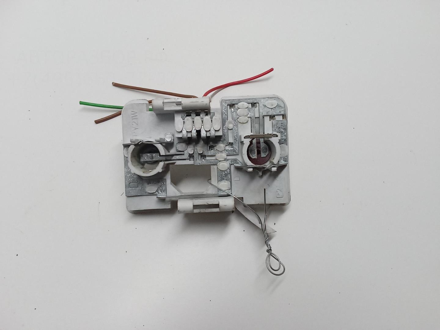 Плата заднего фонаря правого