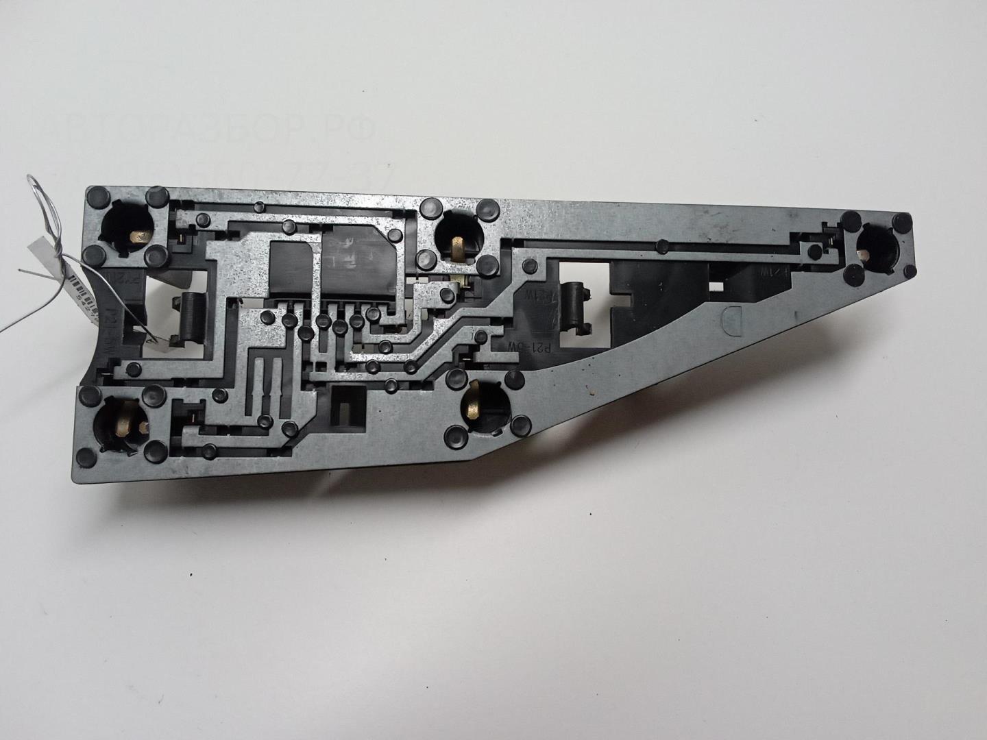 Плата заднего фонаря правого