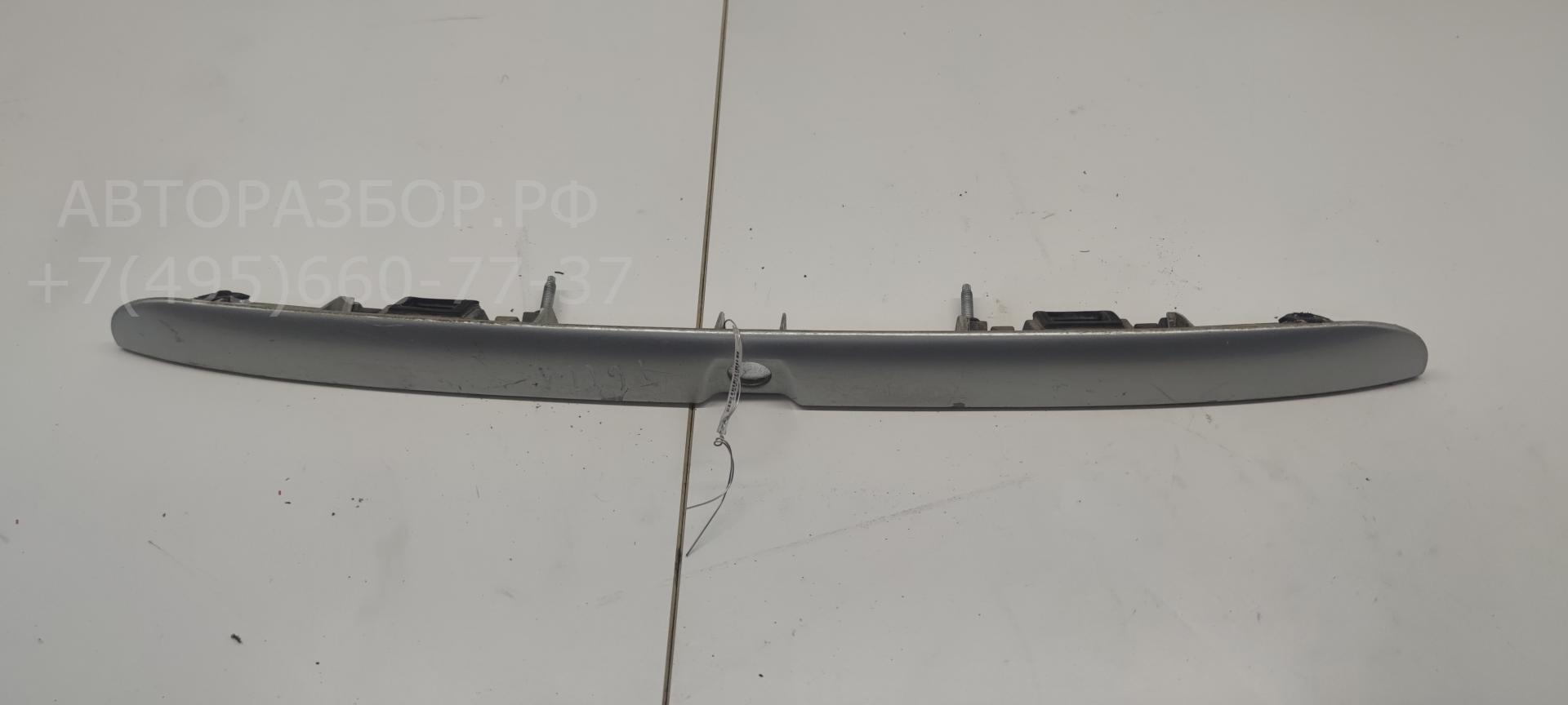 Накладка крышки багажника