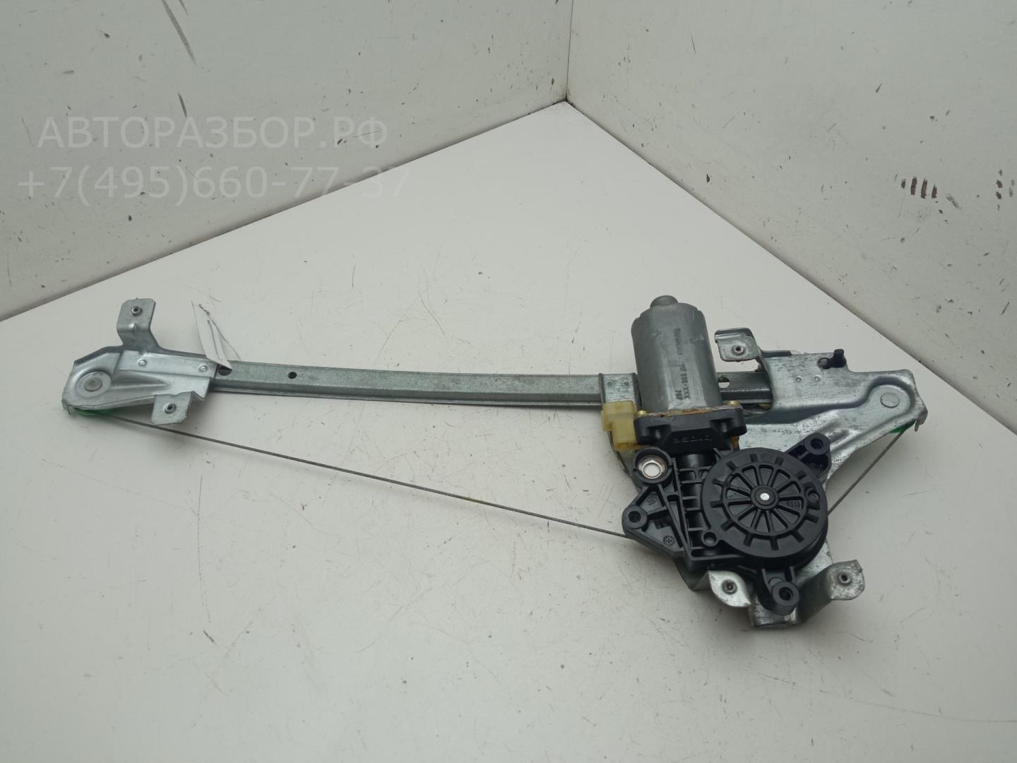 Стеклоподъемник электр. задний левый