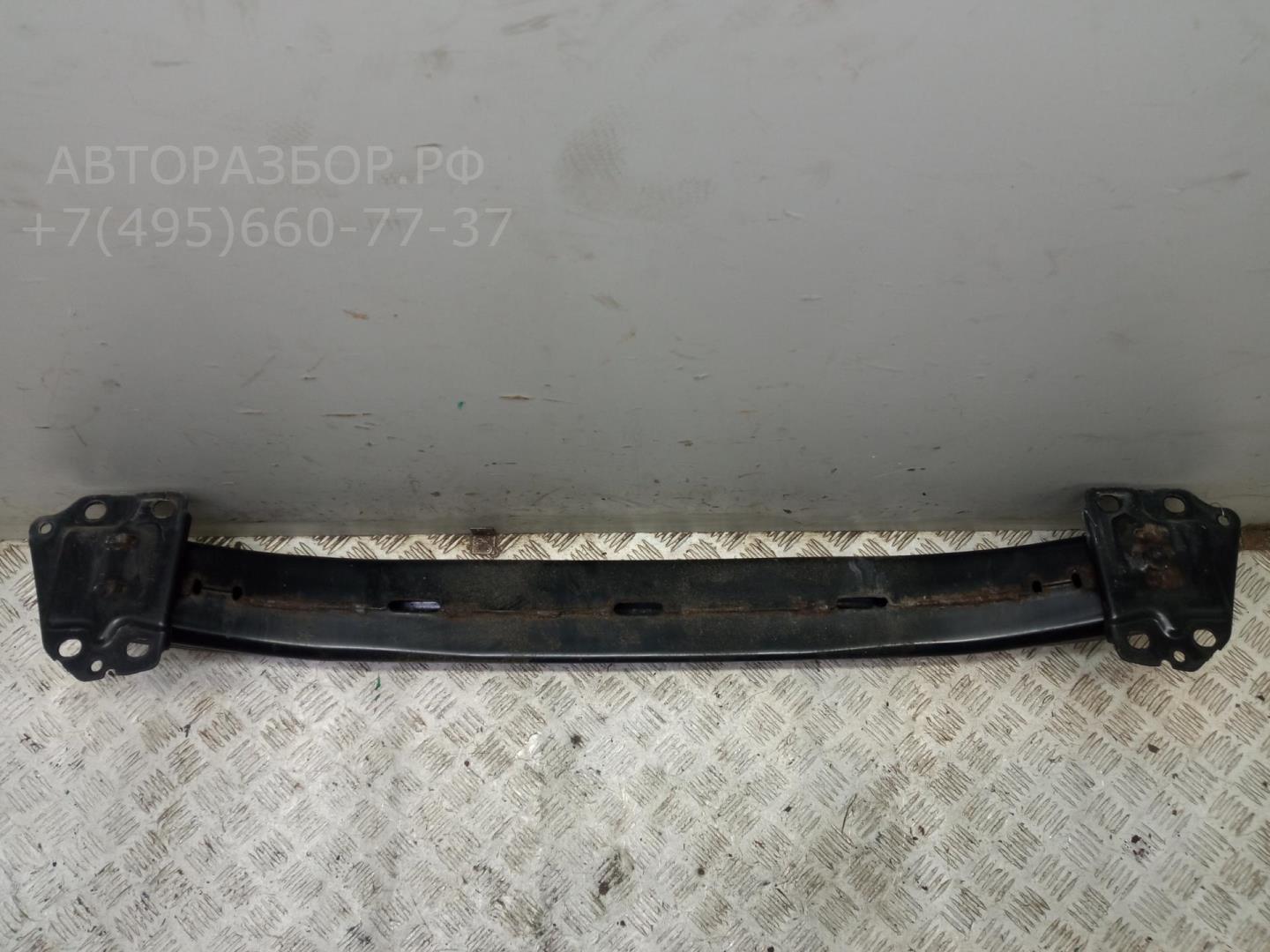 Усилитель переднего бампера