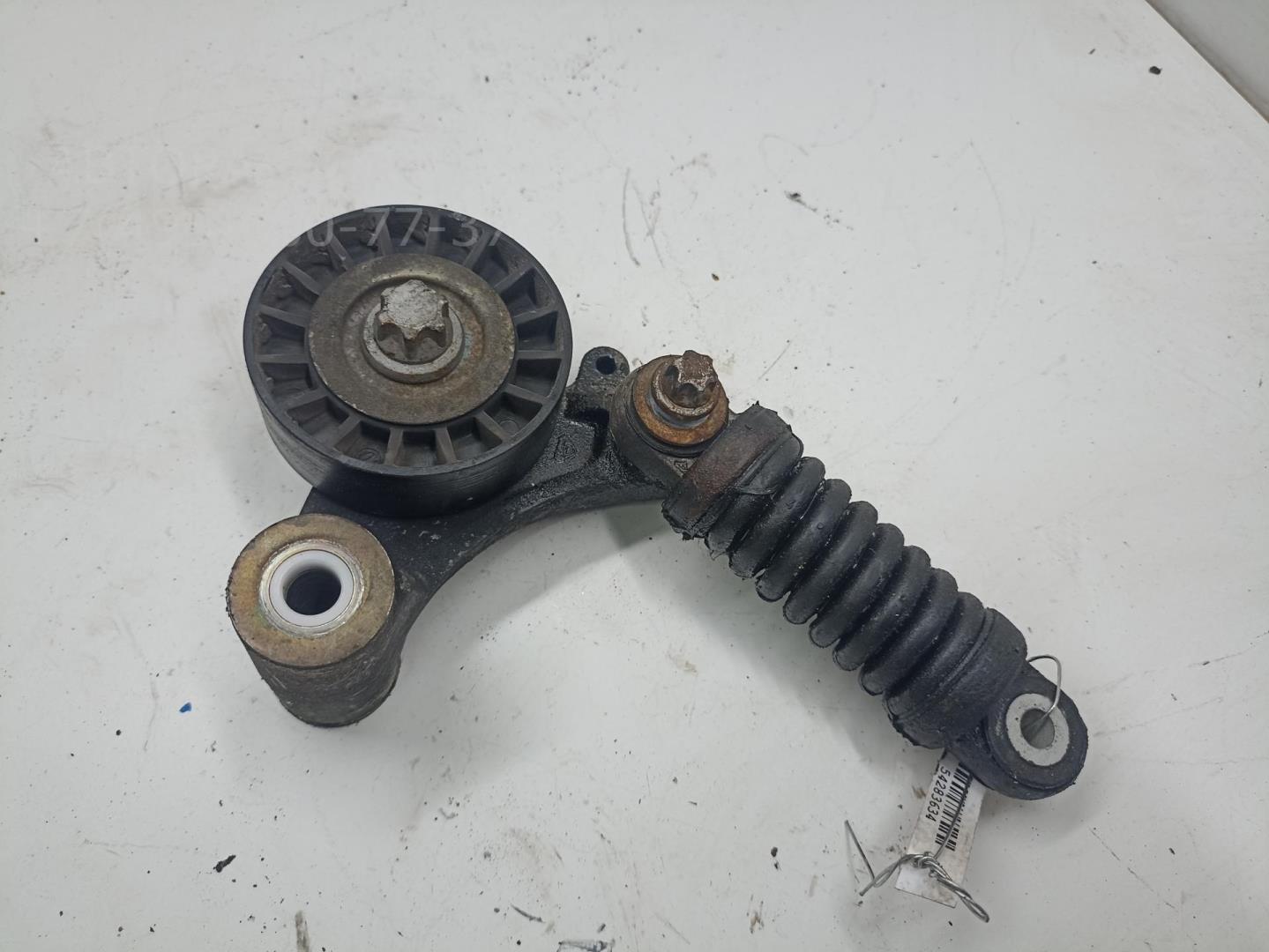 Механизм натяжения ремня ГРМ