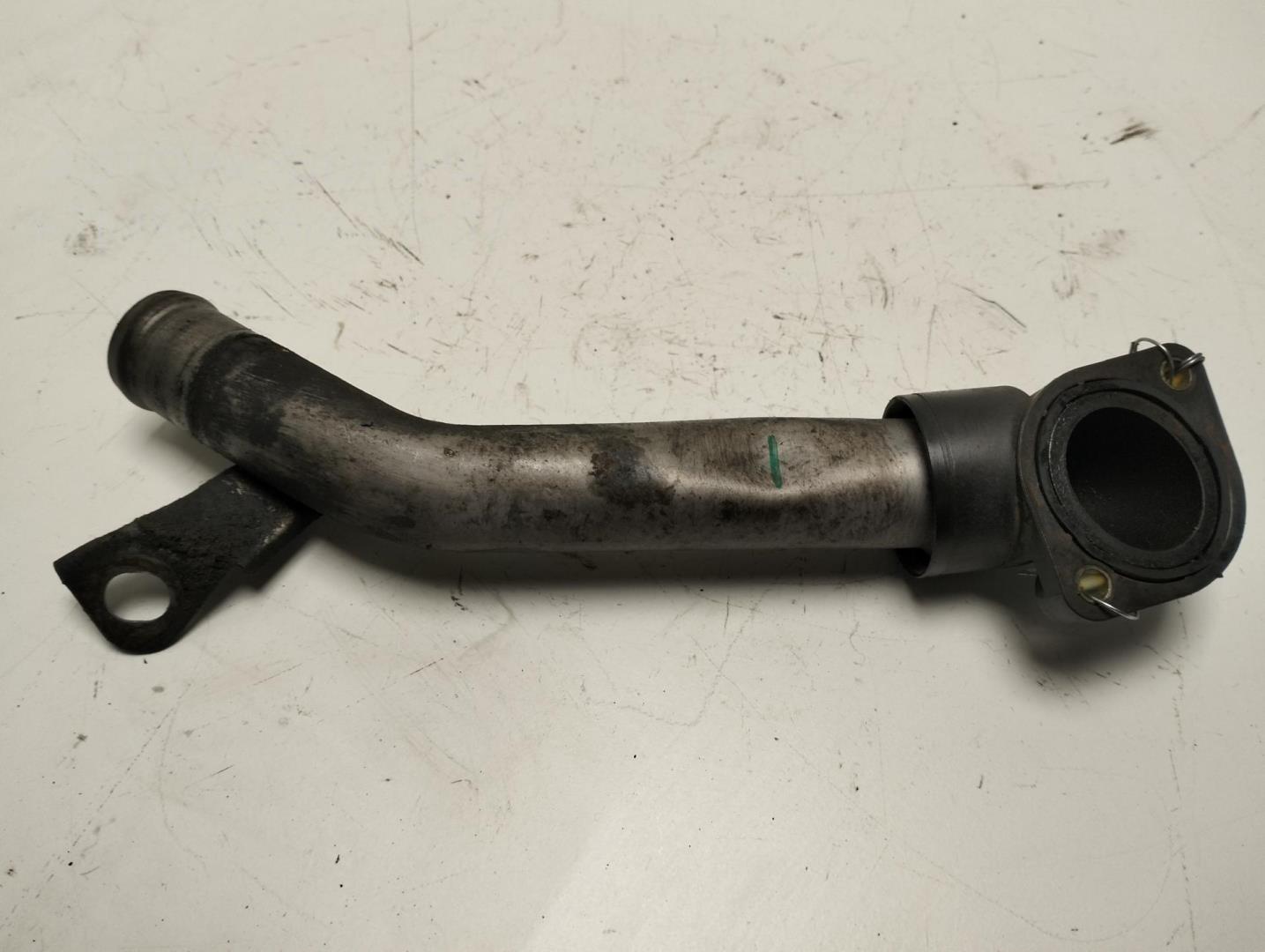 Трубка системы охлаждения