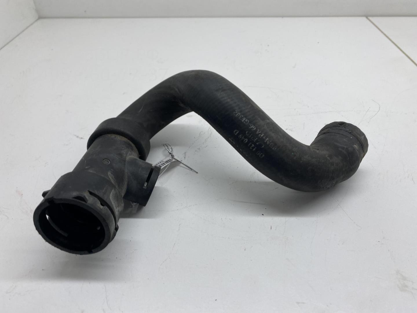 Патрубок радиатора