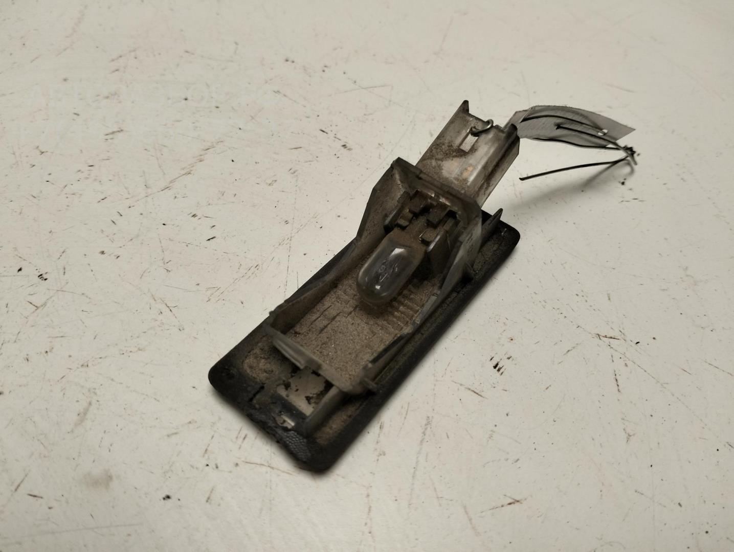 Фонарь подсветки номера