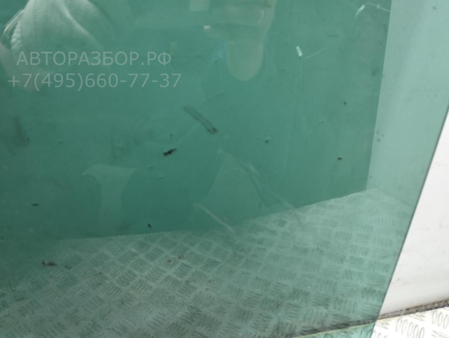 Стекло двери задней правой