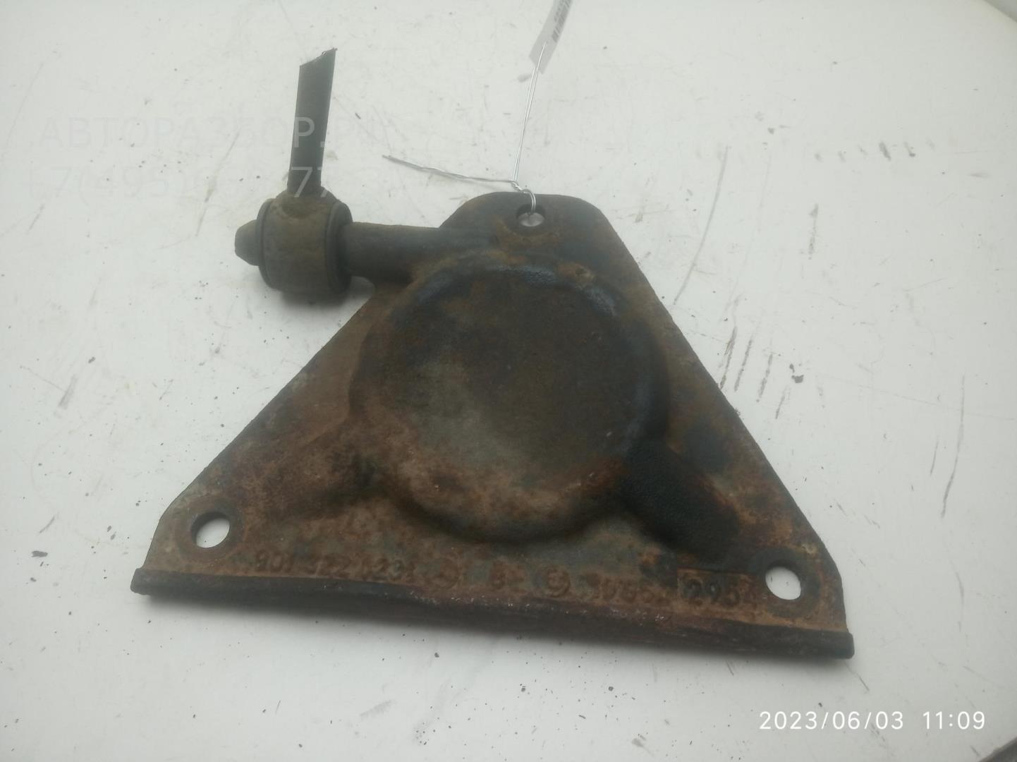 Кронштейн (сопут. товар)