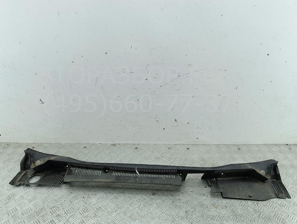 Решетка стеклоочистителей (Жабо)