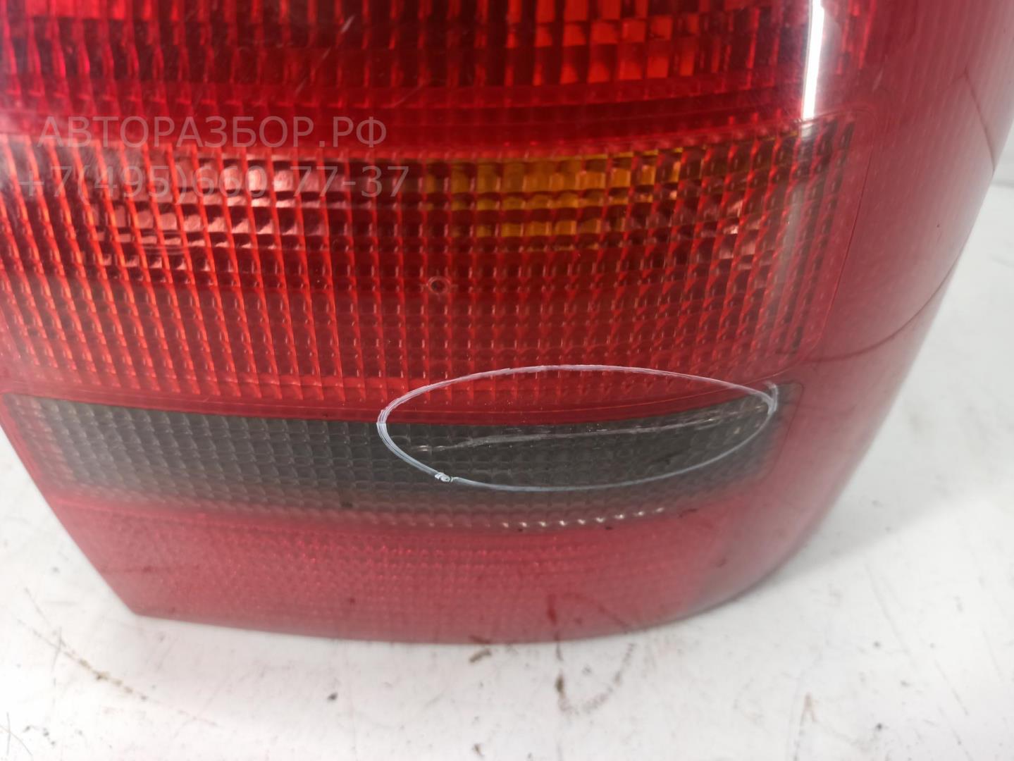Фонарь задний правый
