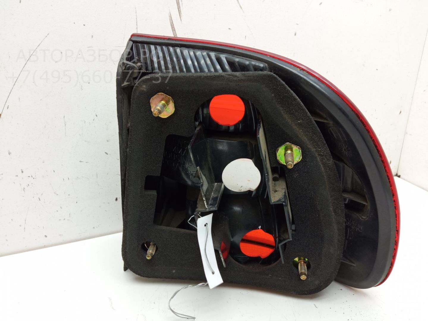 Фонарь задний левый