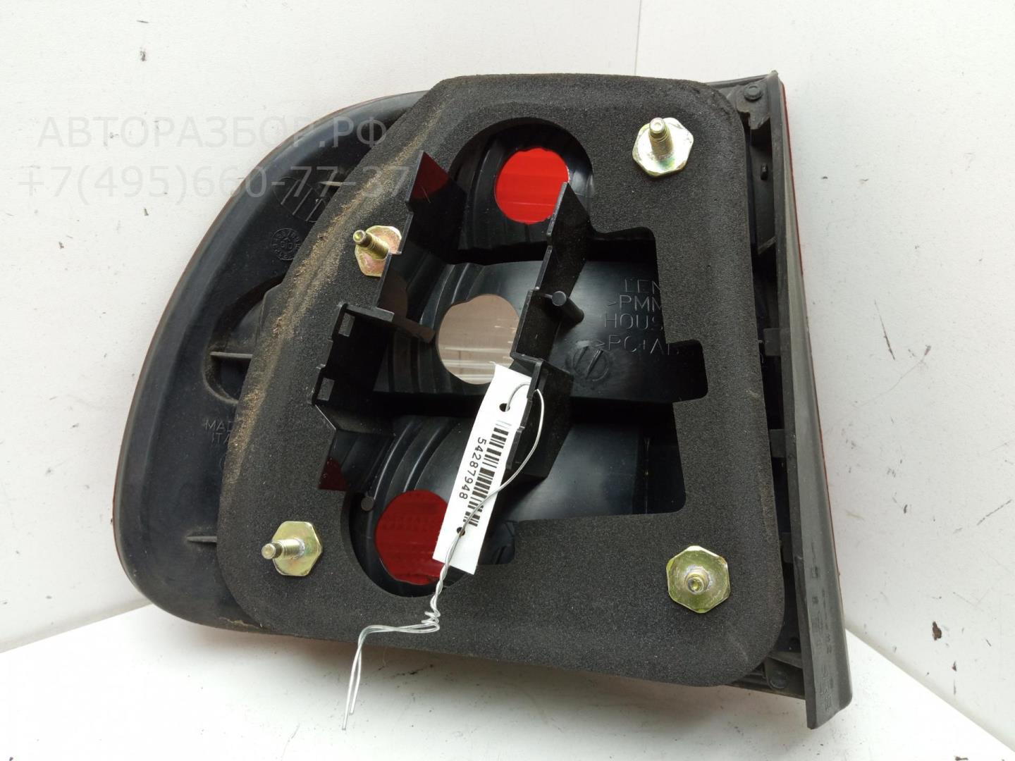 Фонарь задний правый