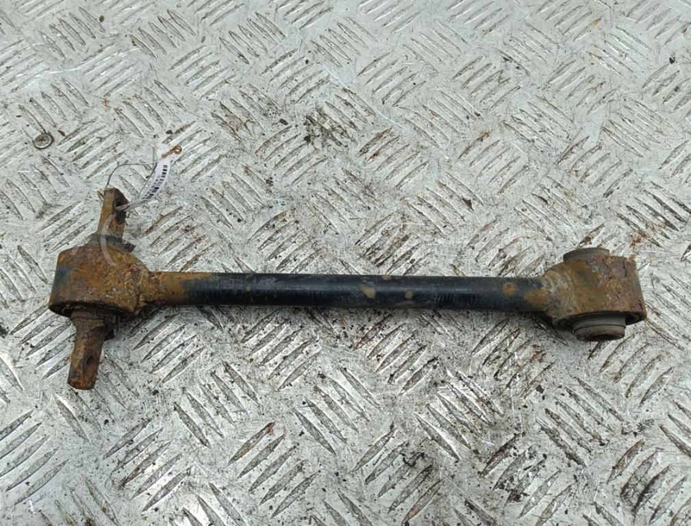 Рычаг задний левый