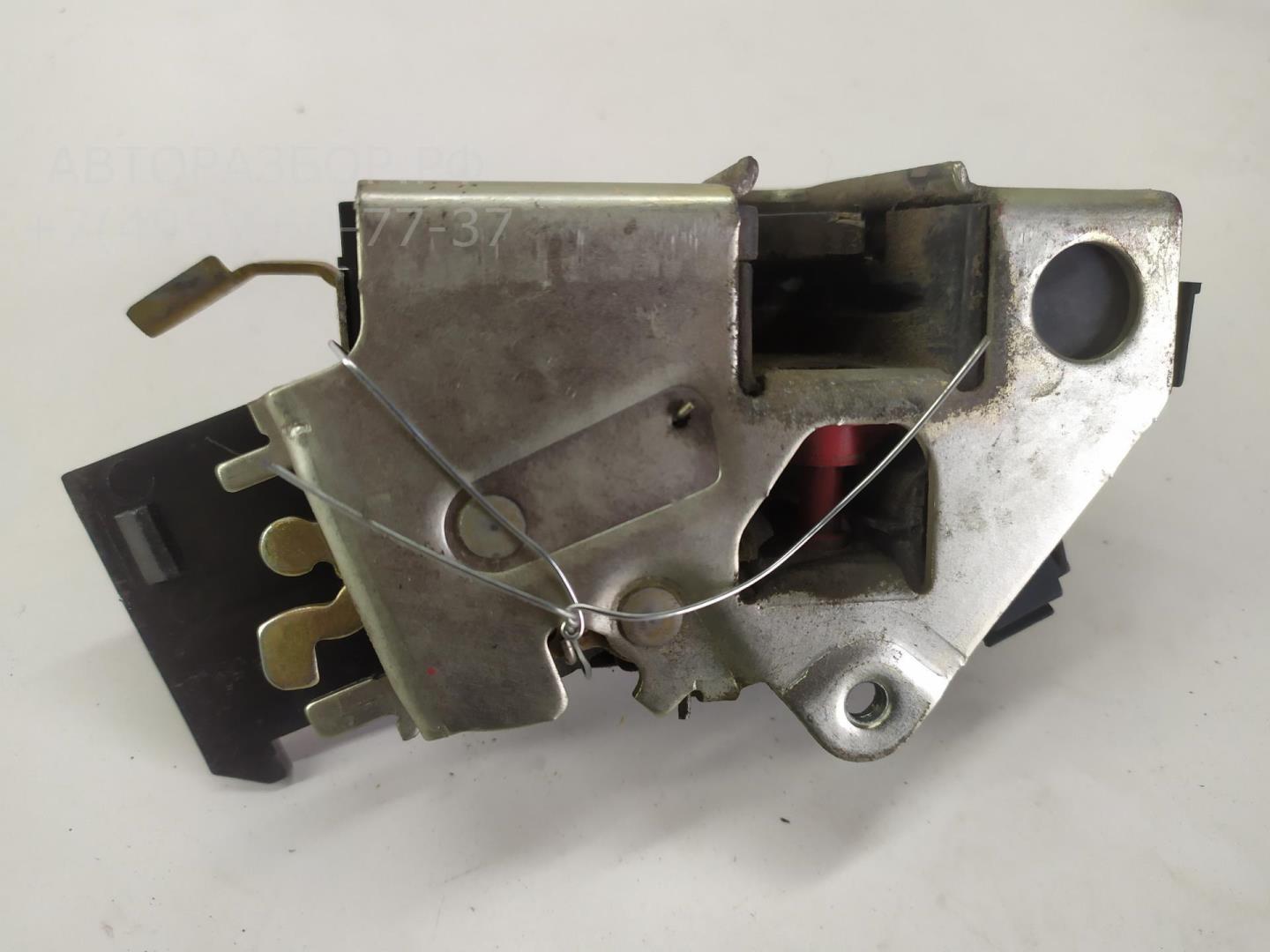 Замок двери задней правой