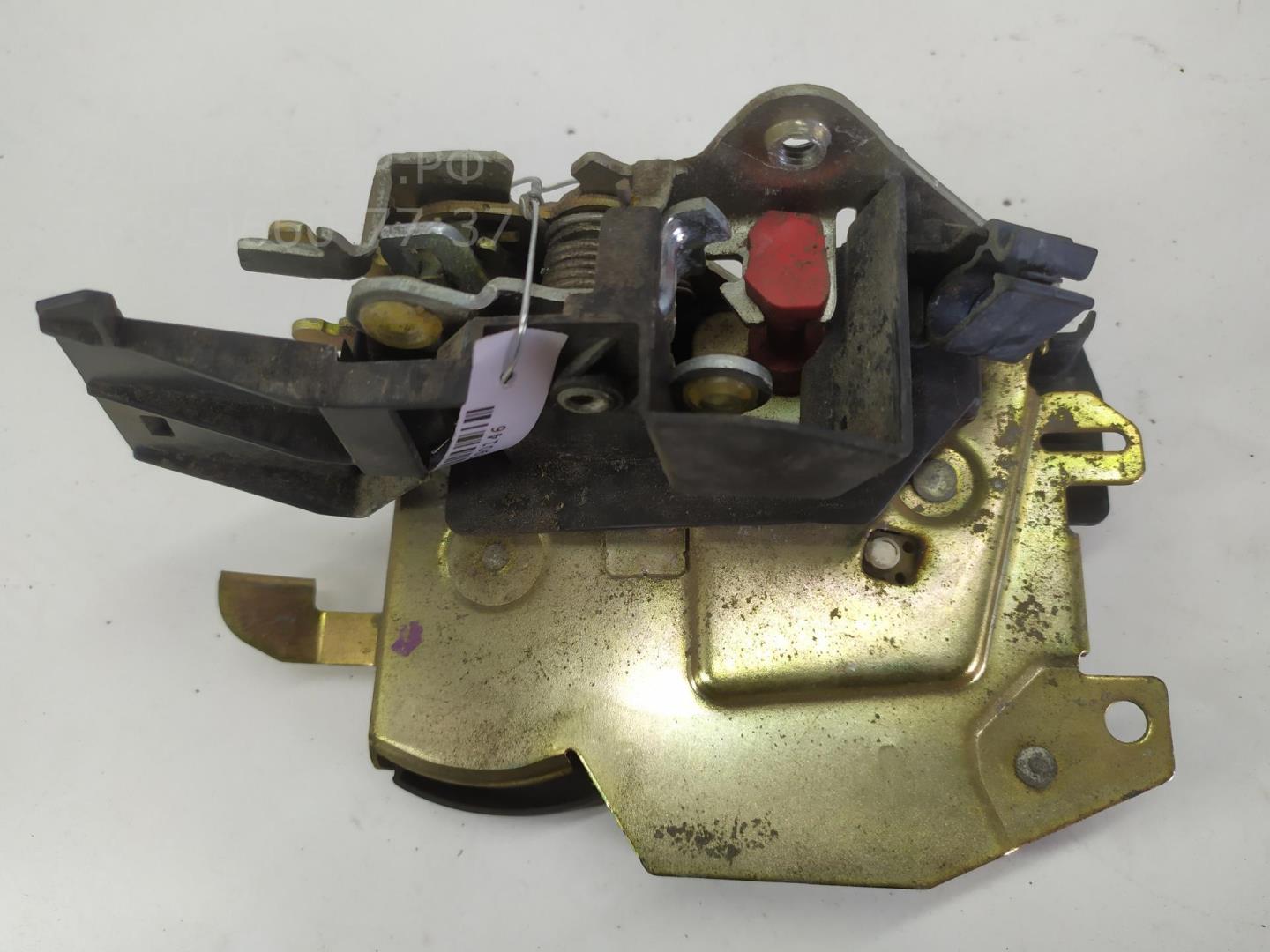 Замок двери задней правой