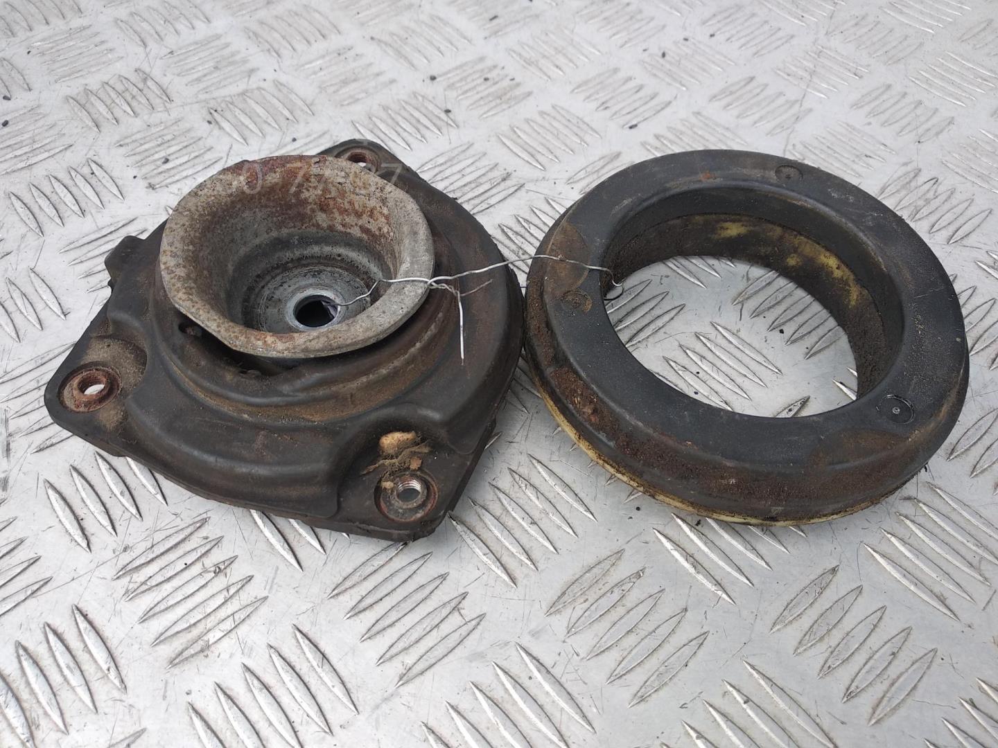 Опора переднего амортизатора верхняя