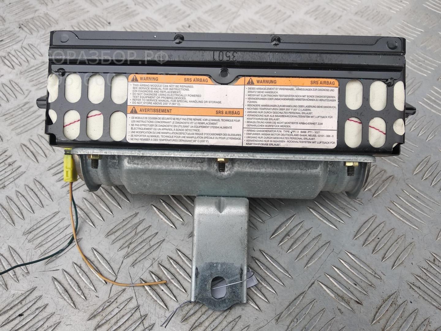 Подушка безопасности пассажирская (в торпедо)