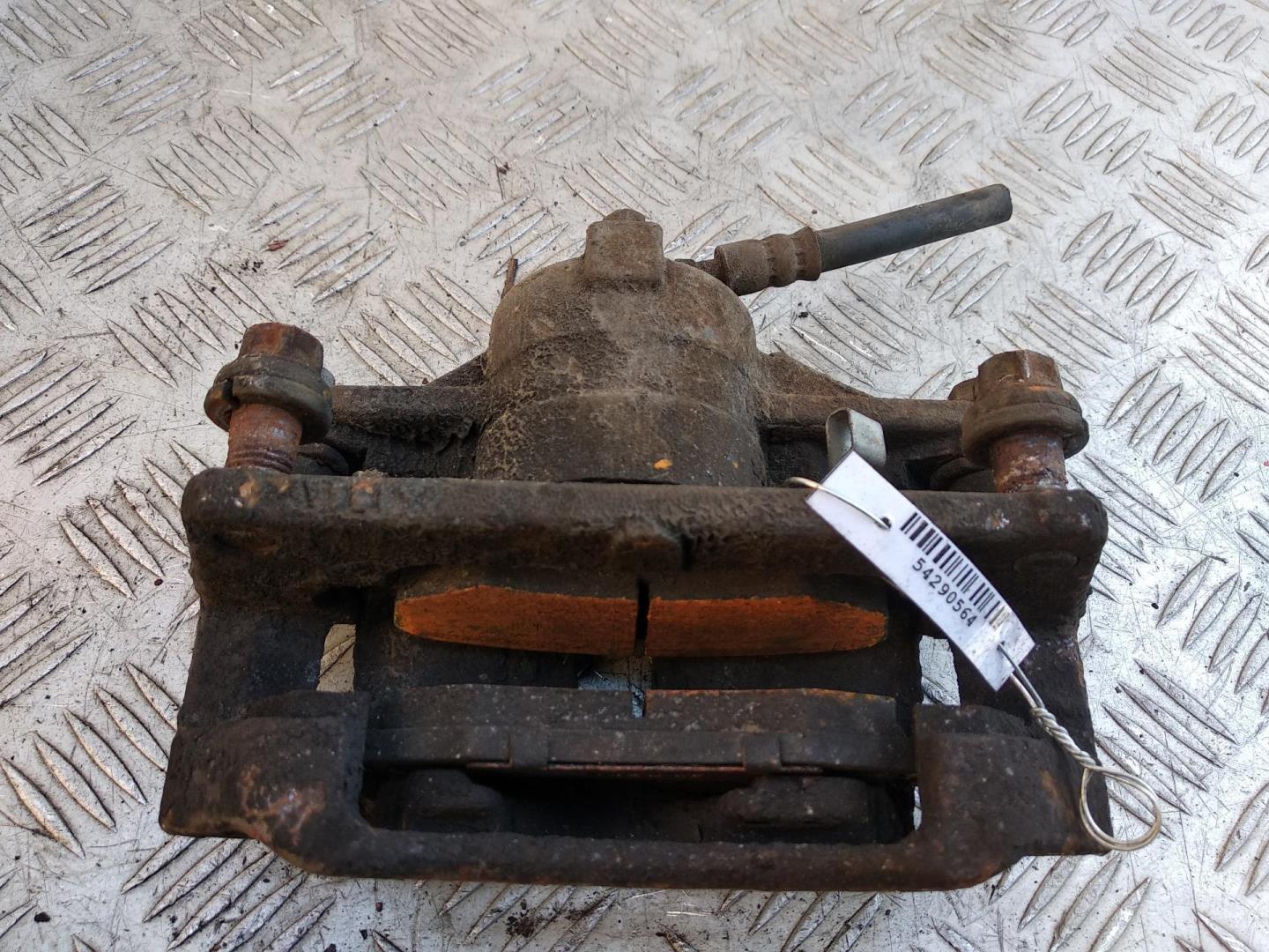 Суппорт передний правый