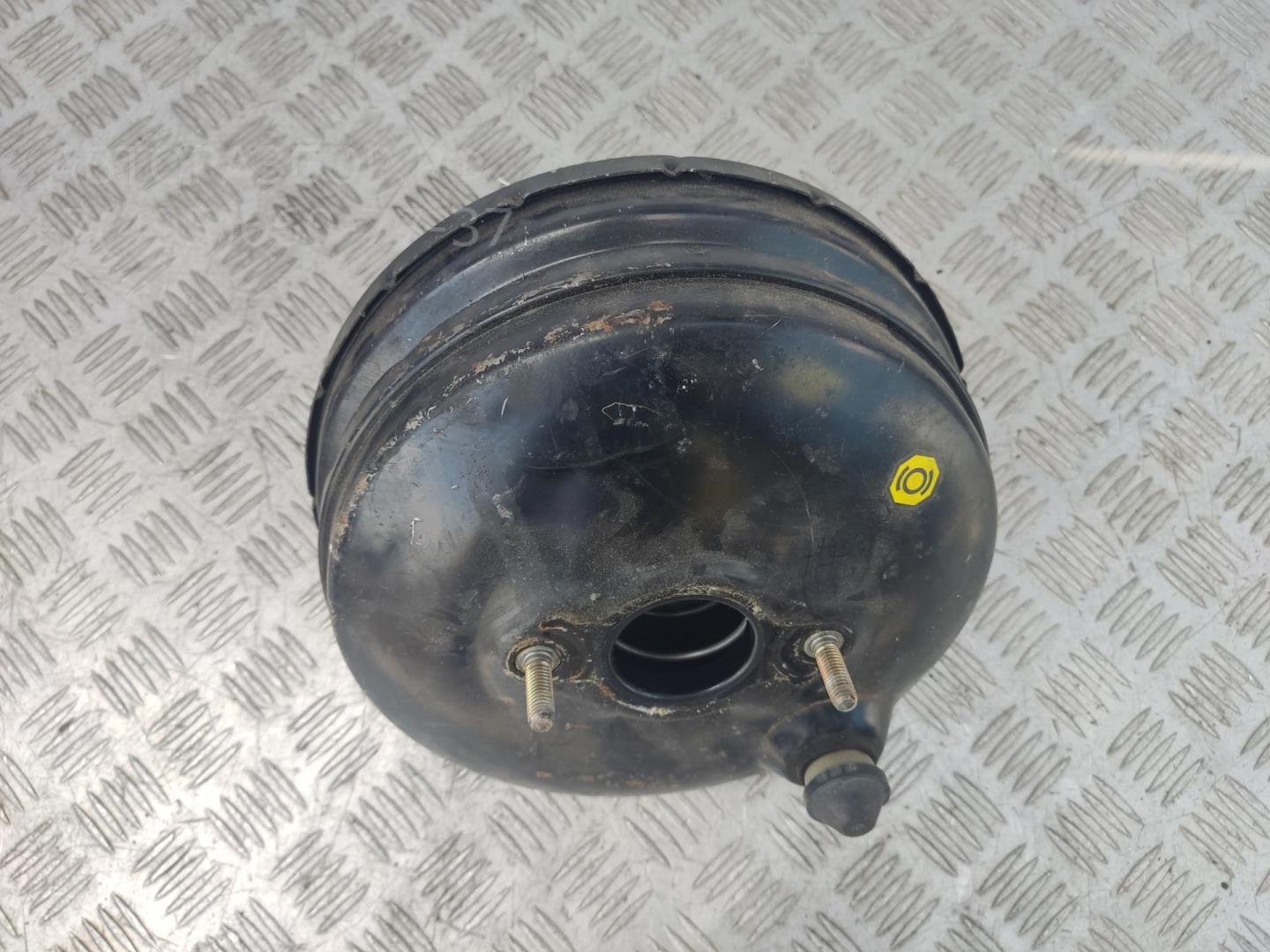 Усилитель тормозов вакуумный