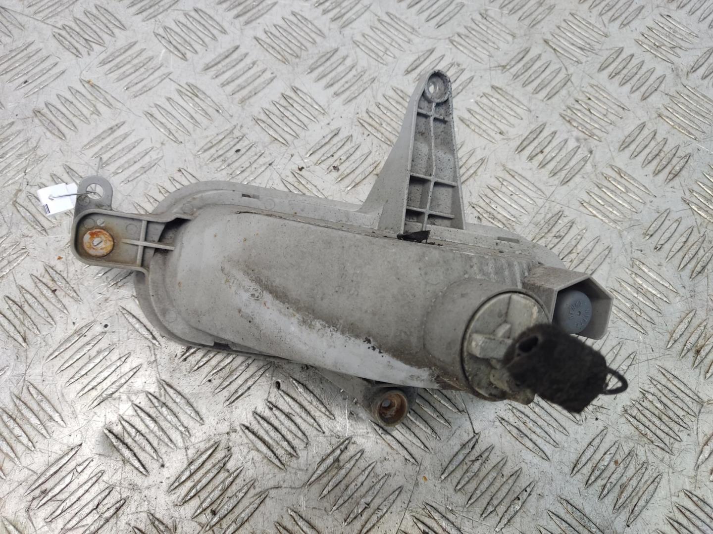 Фонарь задний в бампер левый