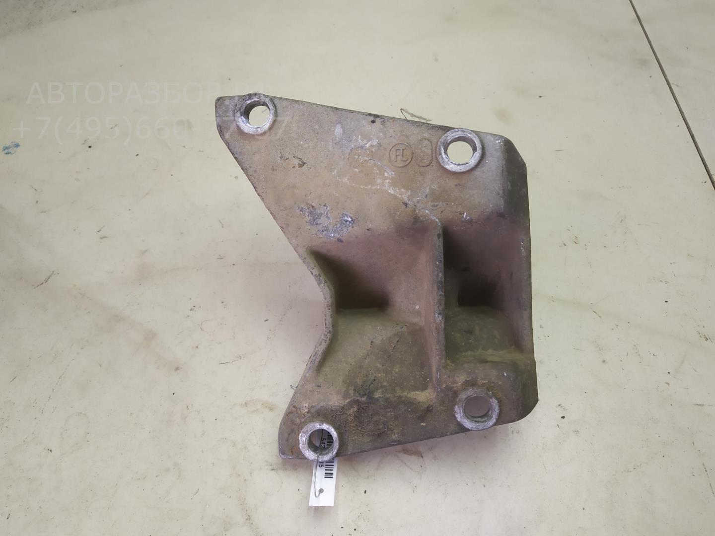 Опора двигателя