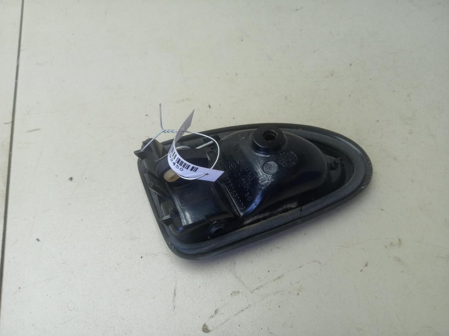 Ручка двери передней внутренняя правая