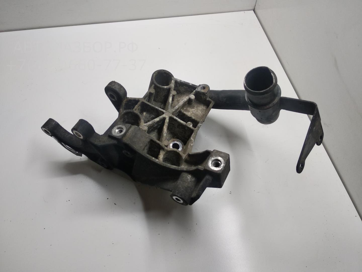 Кронштейн ГУР