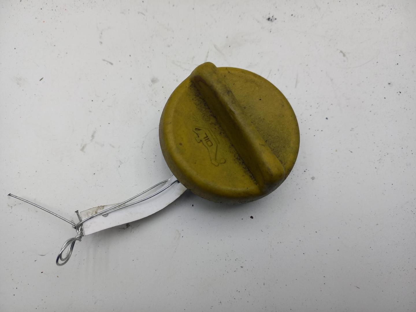 Крышка маслозаливной горловины