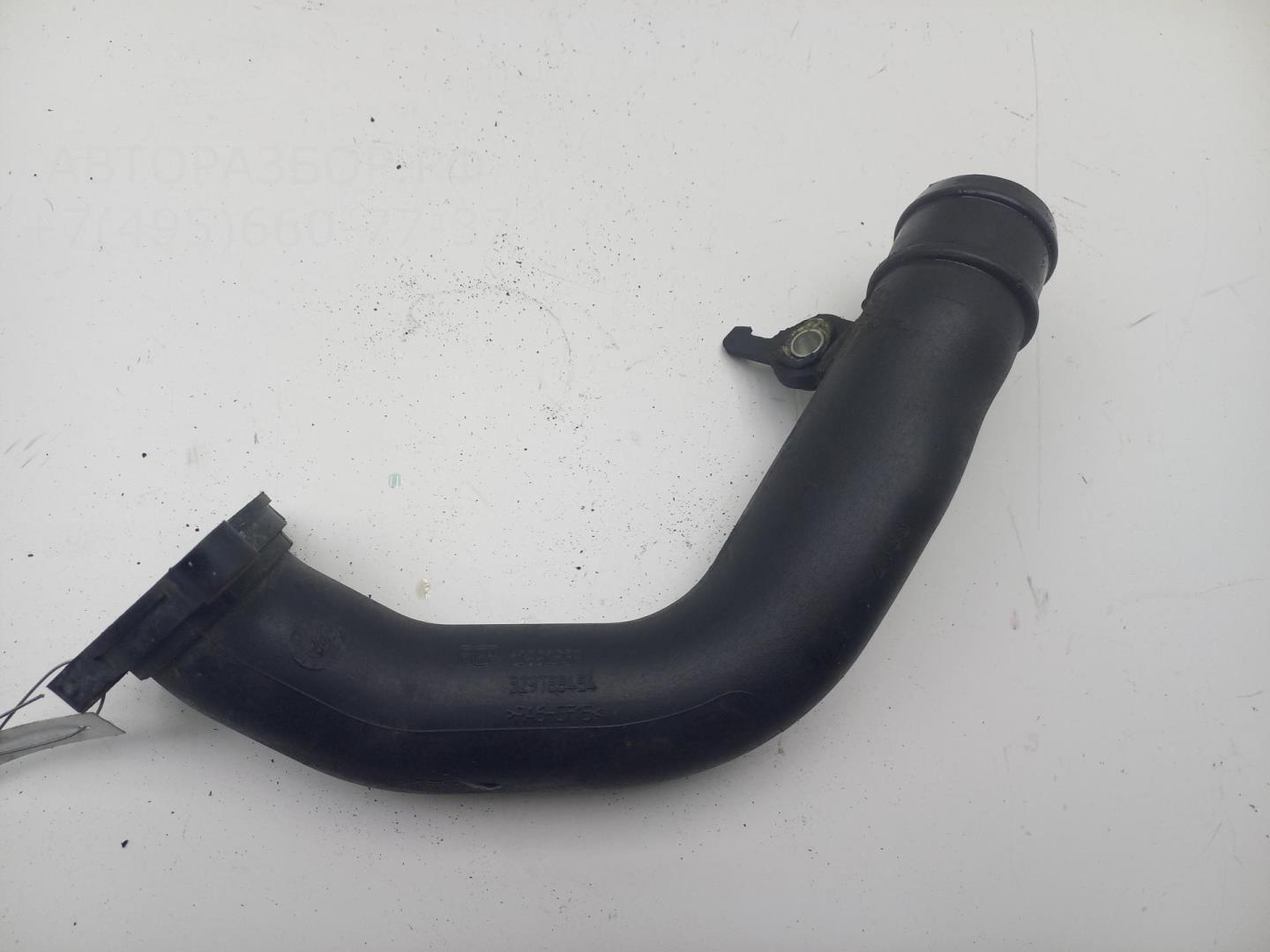 Патрубок интеркулера