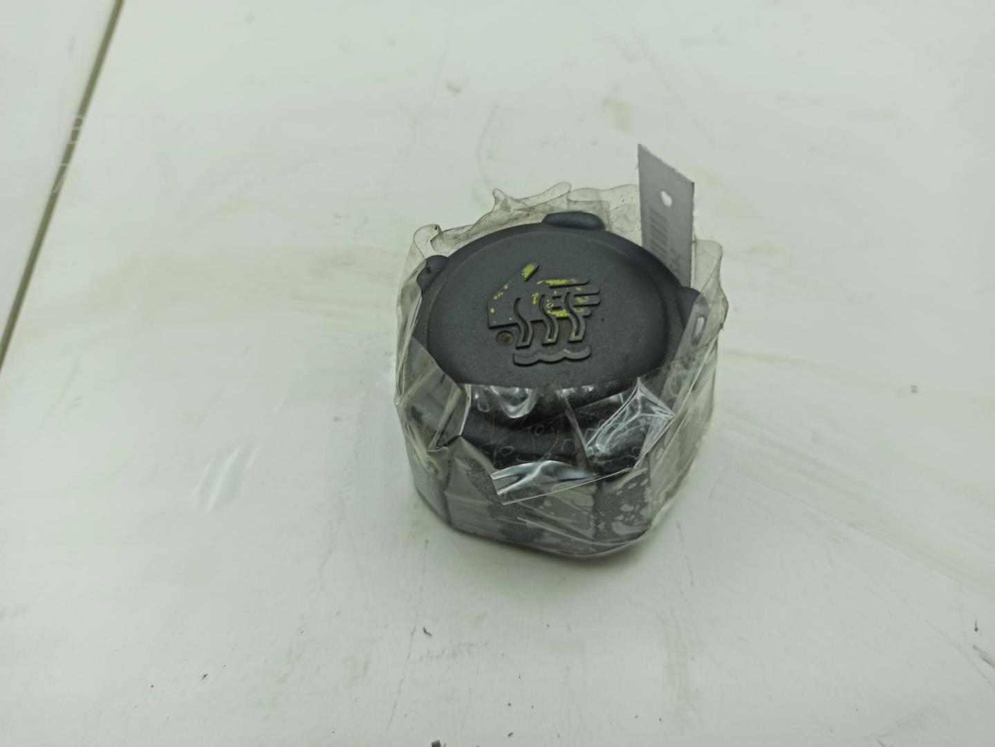 Крышка расширительного бачка