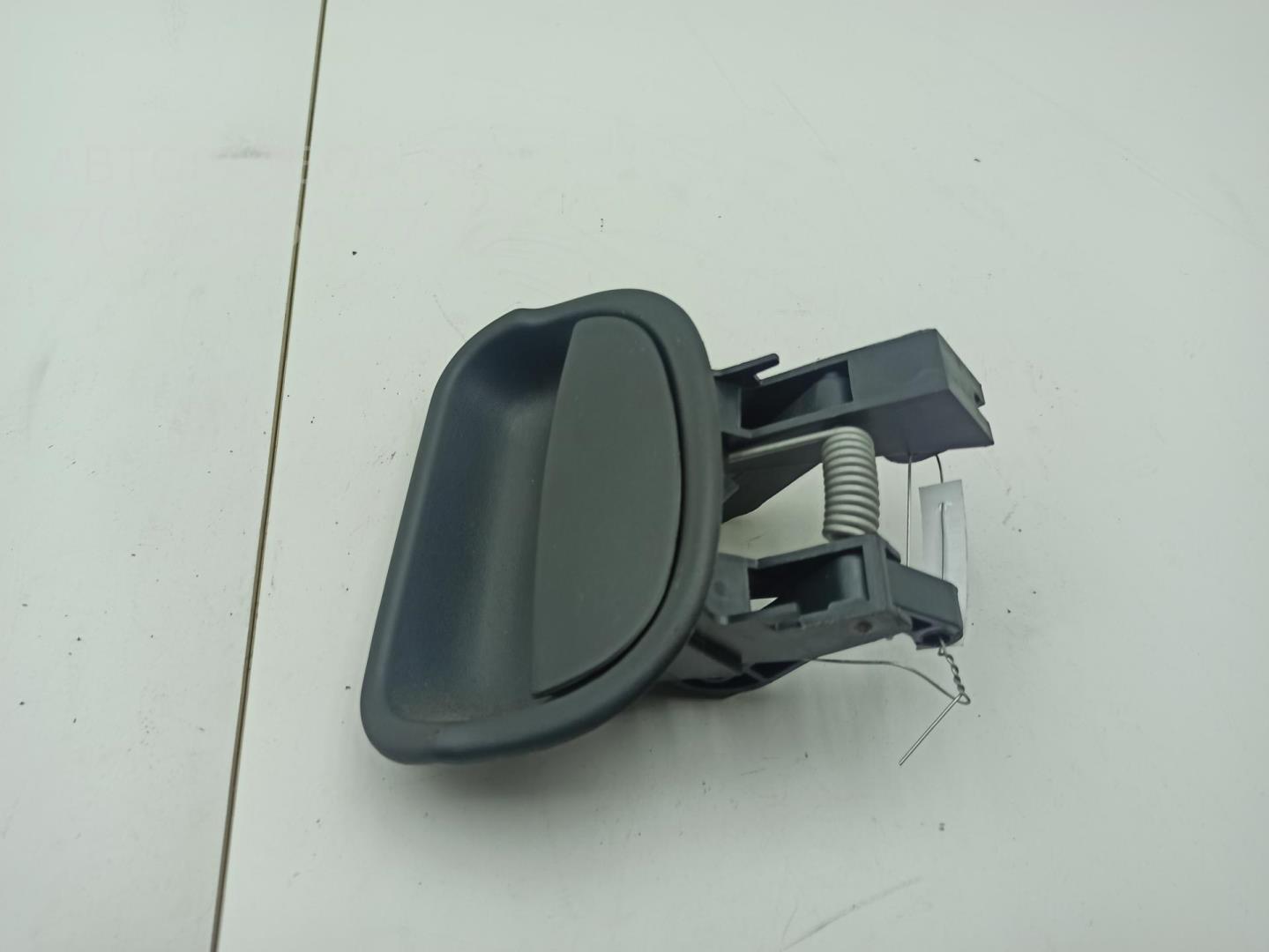 Ручка двери задней внутренняя левая