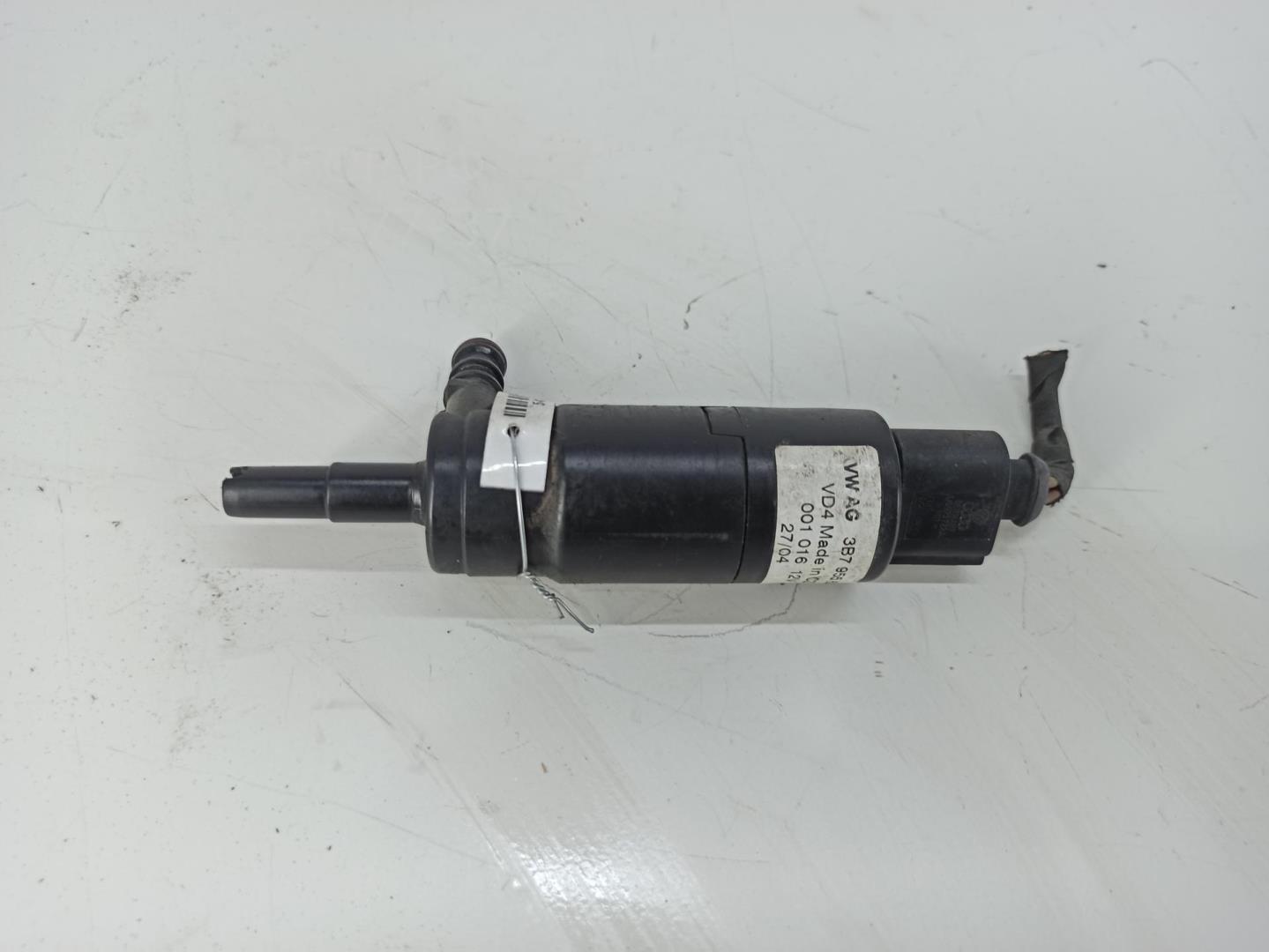 Насос омывателя фар