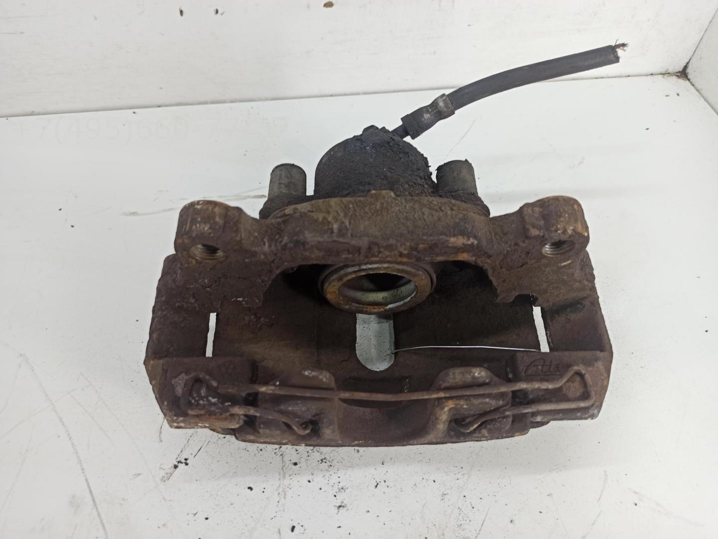 Суппорт передний правый