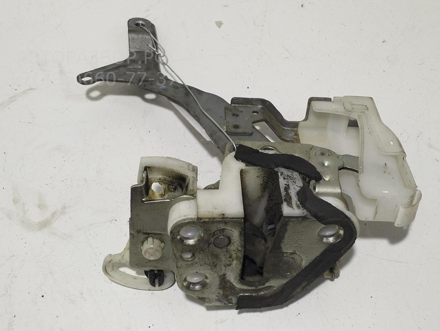 Замок двери передней правой