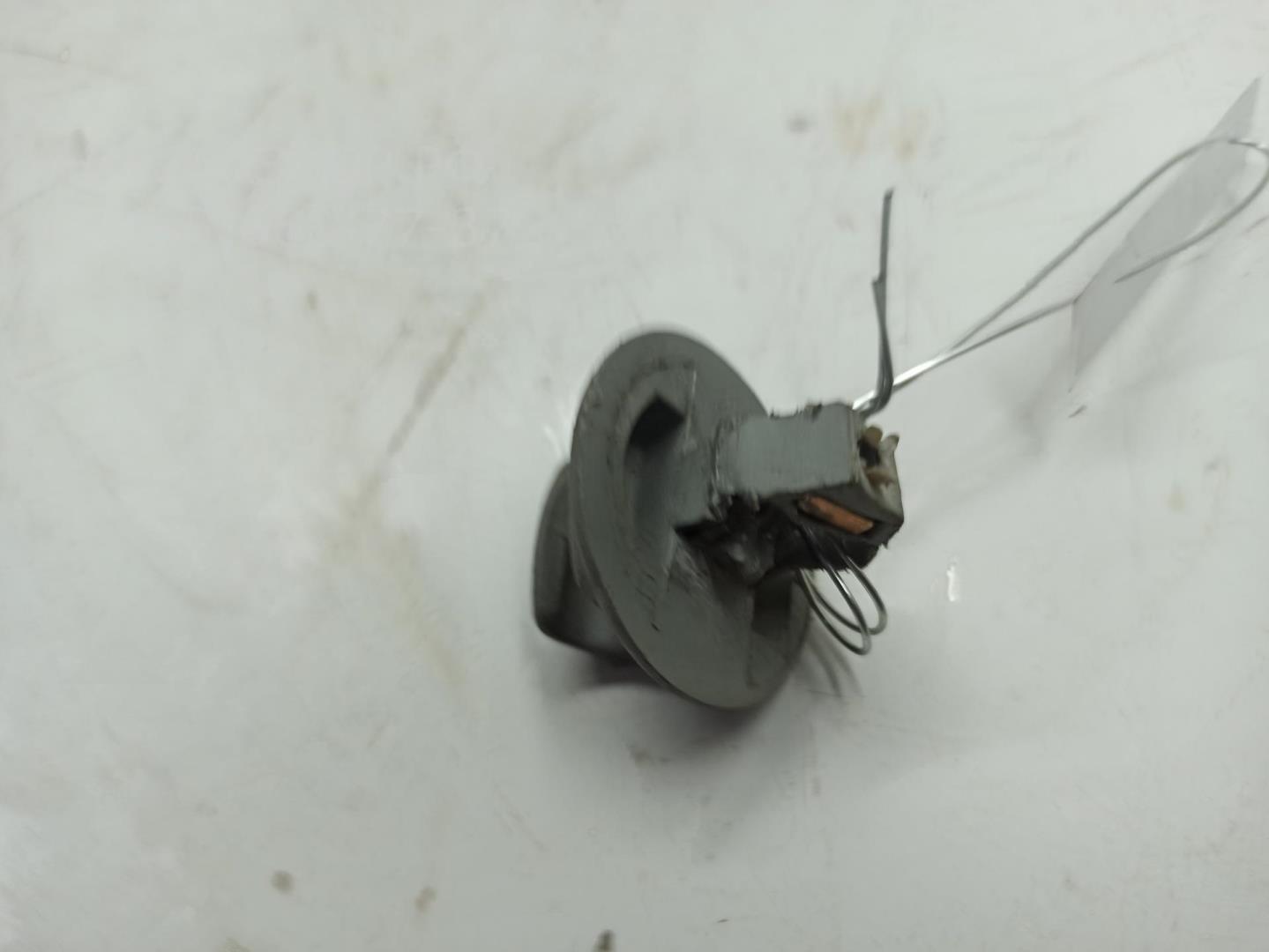 Кронштейн солнцезащитного козырька