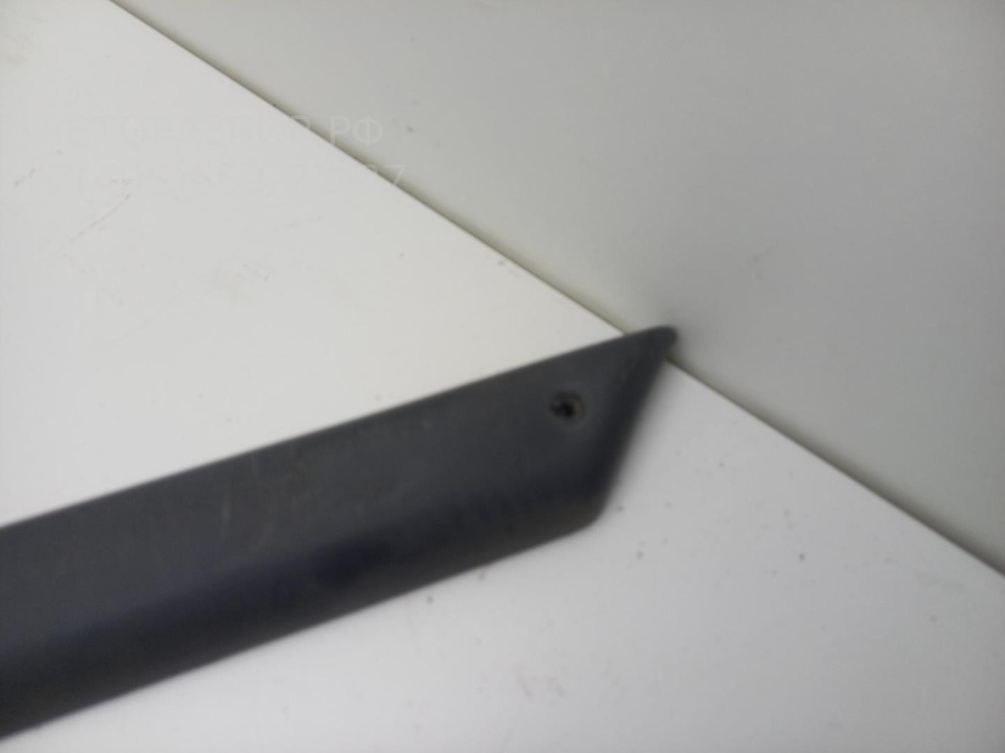 Накладка двери задней левой